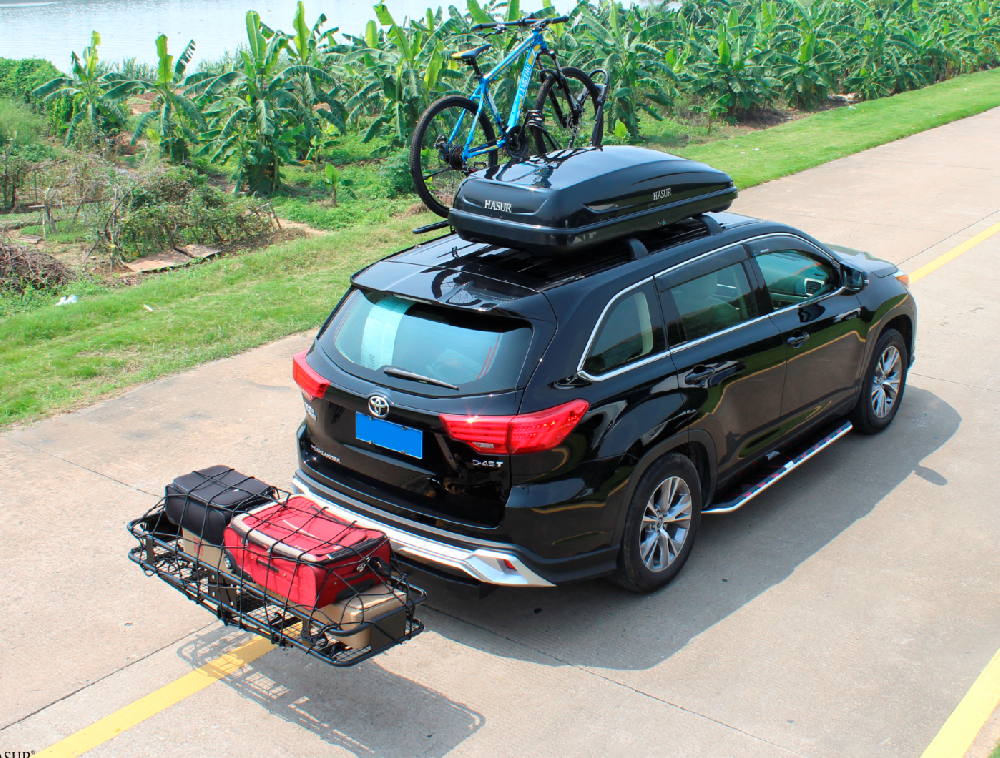 Hitch mount cargo basket